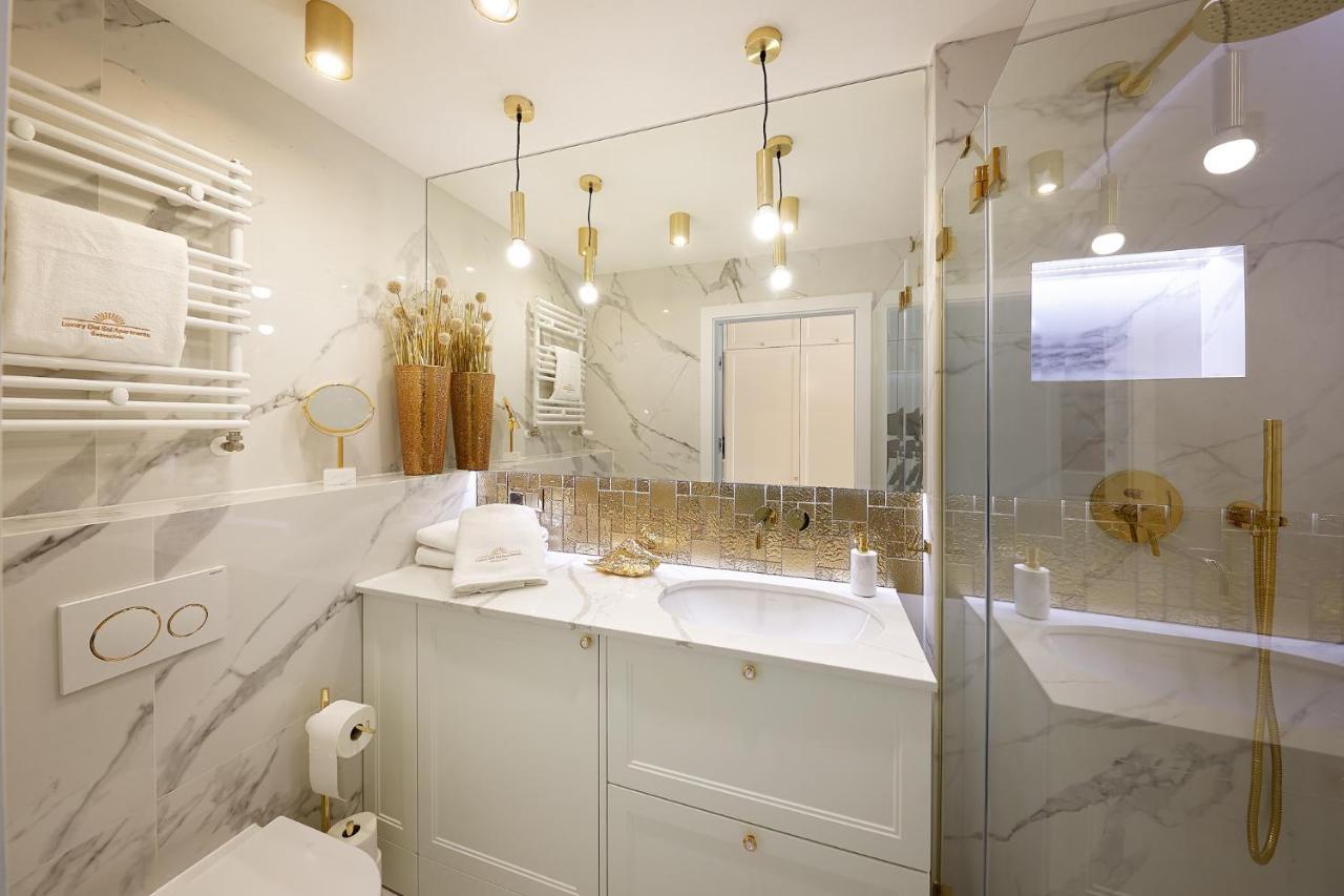 Luxury Del Sol Apartments 斯维诺乌伊希切 外观 照片