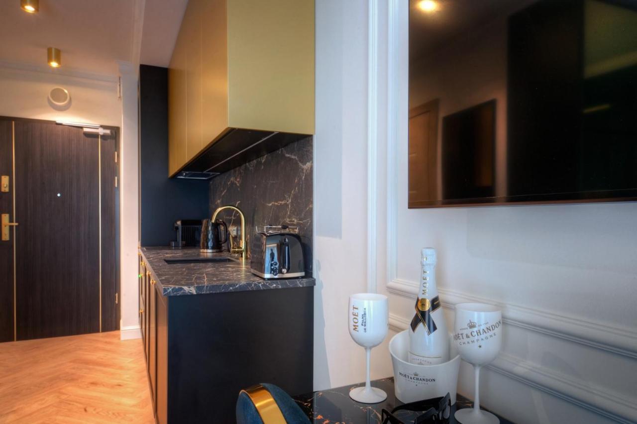 Luxury Del Sol Apartments 斯维诺乌伊希切 外观 照片