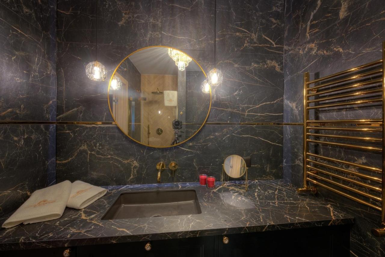 Luxury Del Sol Apartments 斯维诺乌伊希切 外观 照片