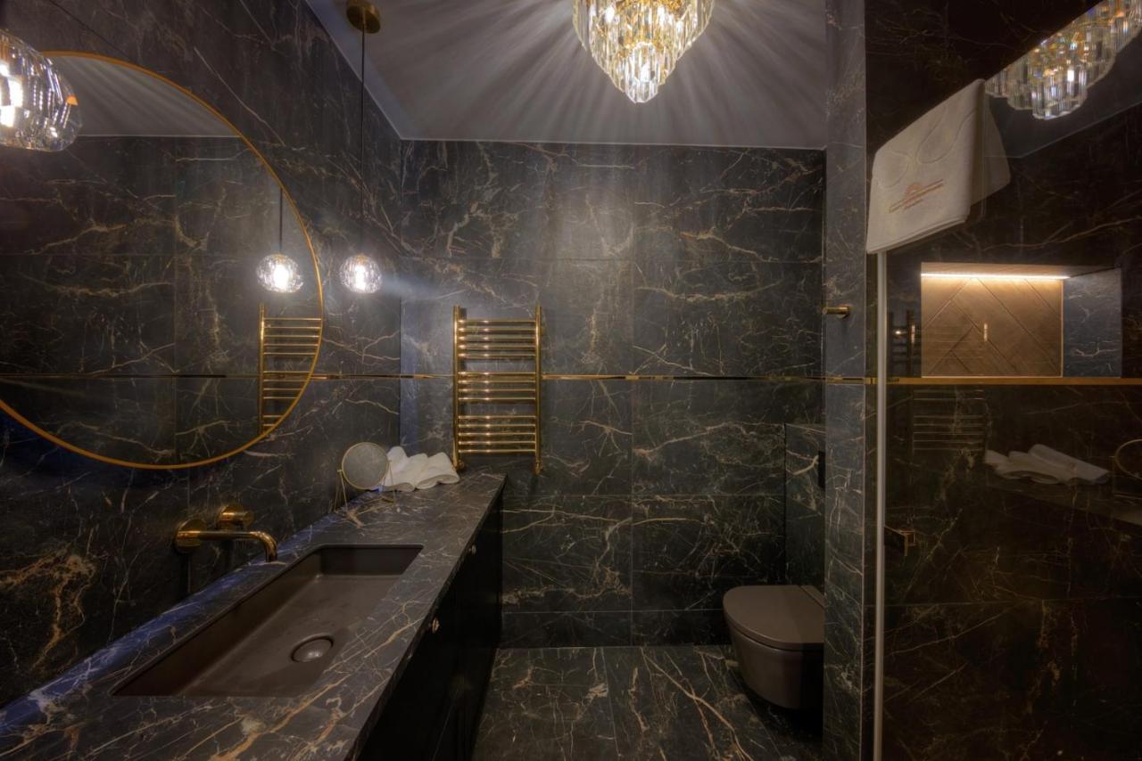 Luxury Del Sol Apartments 斯维诺乌伊希切 外观 照片
