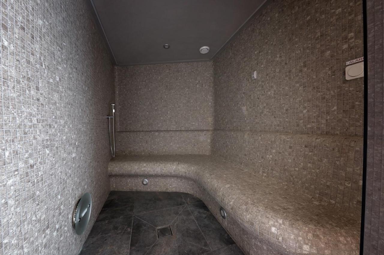 Luxury Del Sol Apartments 斯维诺乌伊希切 外观 照片